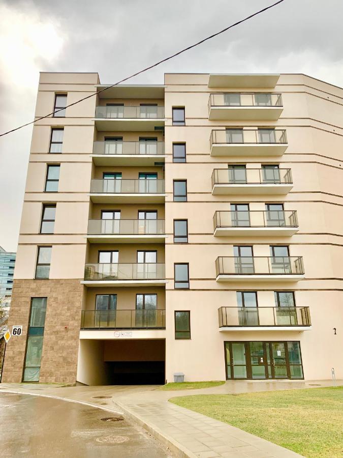 New Luxury & Free Parking Appartement